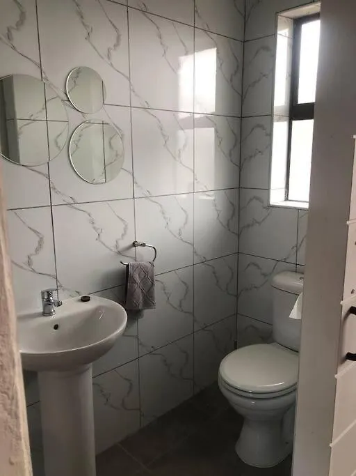 Entire Spacious Guest Suite In ケープタウン 南アフリカ